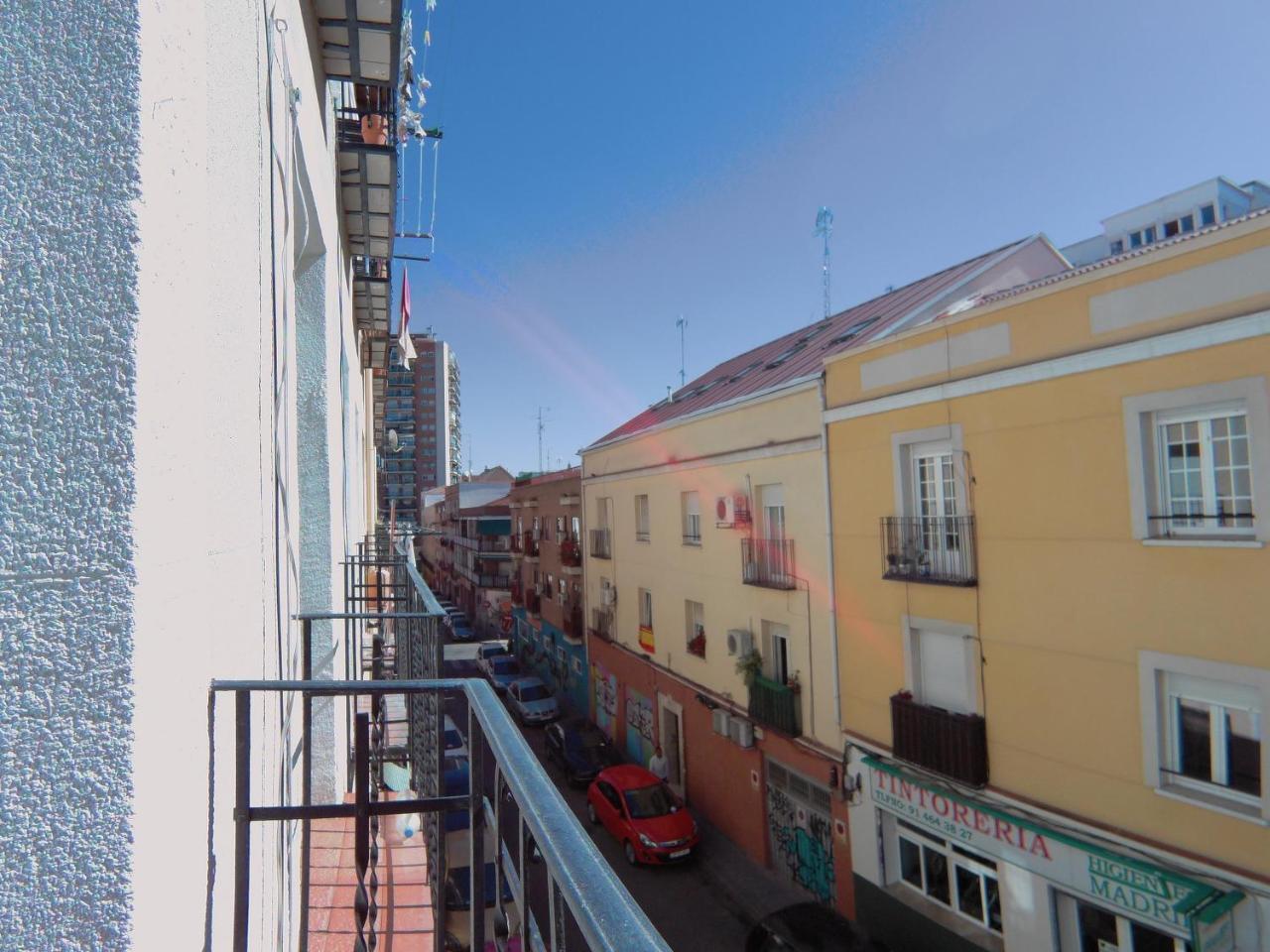 Antonio Zamora, 16 2º Exterior Centro *